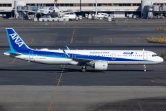 Canon EOS R6  2021-11-25 05:06:47  f/8 1/1000sec ISO-200 400mm